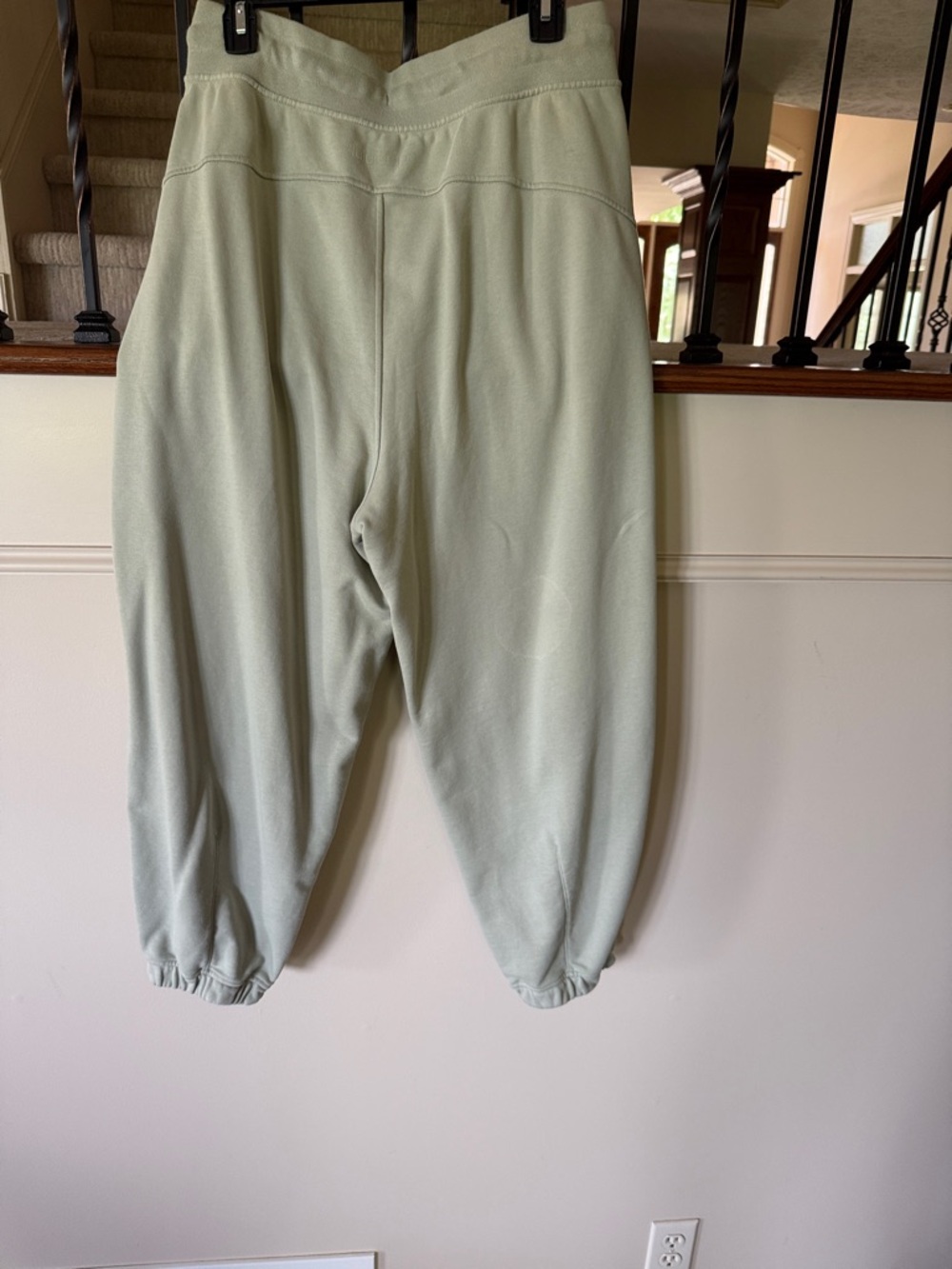 Lululemon Sage Green Jogger Sweatpants - Picture 4 of 6